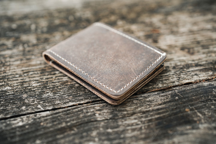 Leather Bifold Minimalist Wallet - Concrete