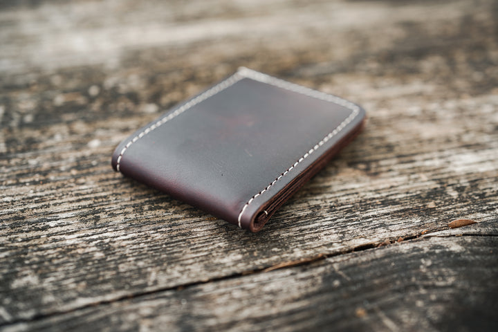 Leather Bifold Minimalist Wallet - Black Crimson