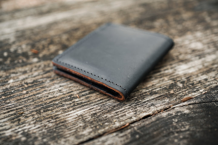 Leather Traditional Bifold Wallet - Black
