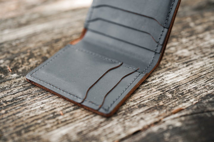 Leather Traditional Bifold Wallet - Black