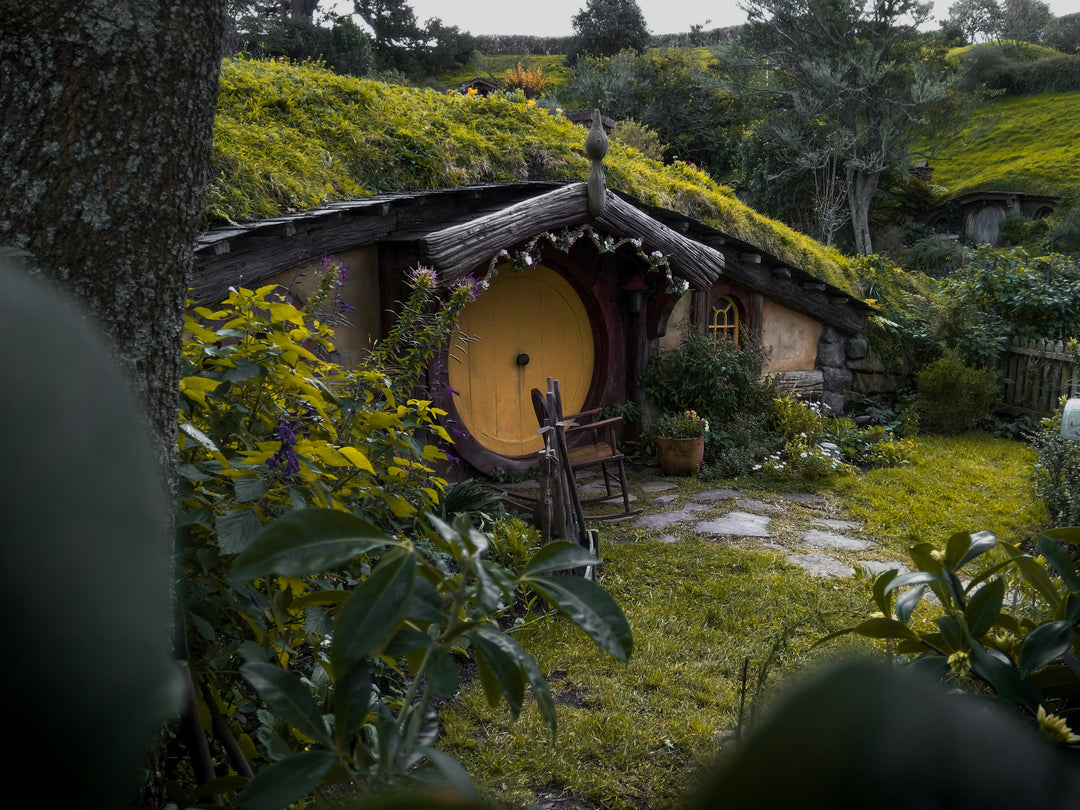 Middle-earth's Glimmers: A Reflection on Eden's Echoes in Tolkien's World