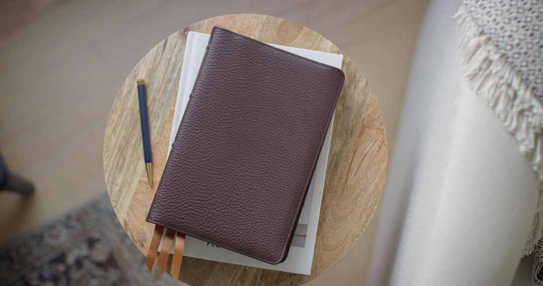 ESV Heirloom Bible, Veritas: Single Column Edition Calfskin, Mahogany
