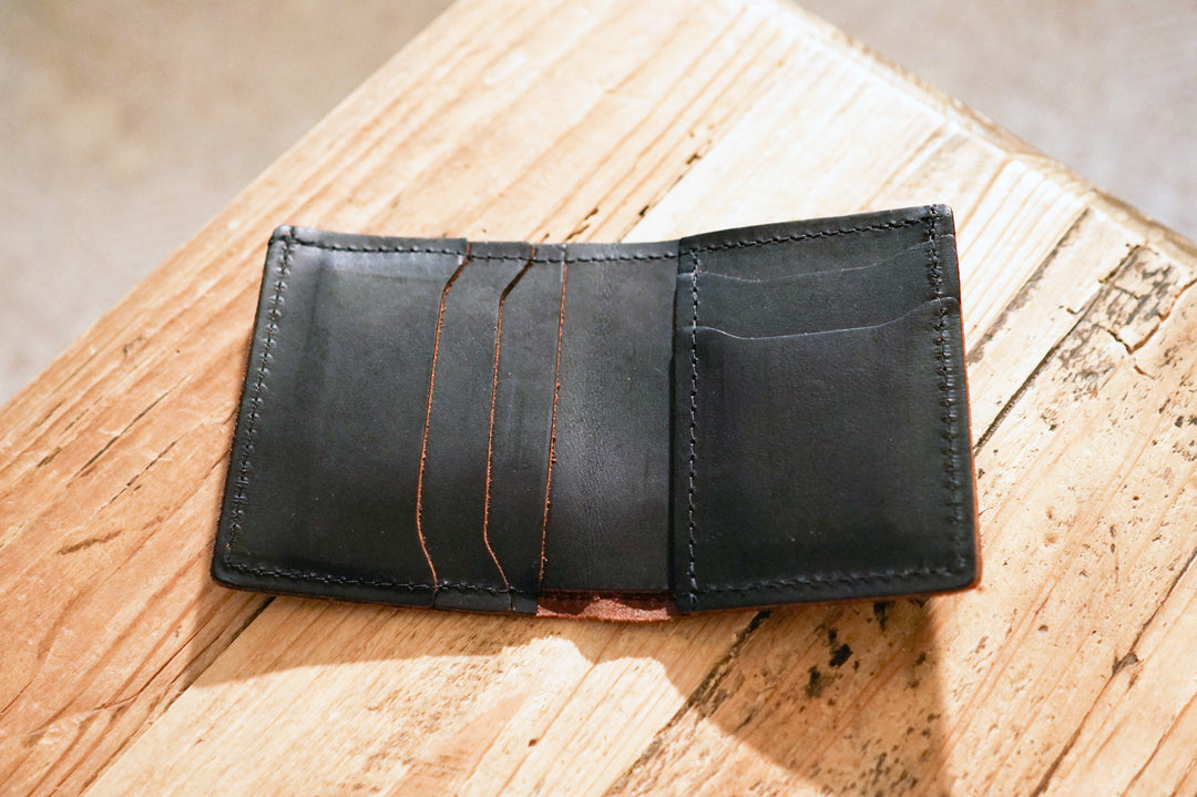 Leather Traditional Bifold Wallet - Black