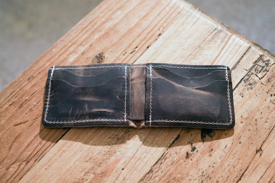 Leather Bifold Minimalist Wallet - Concrete
