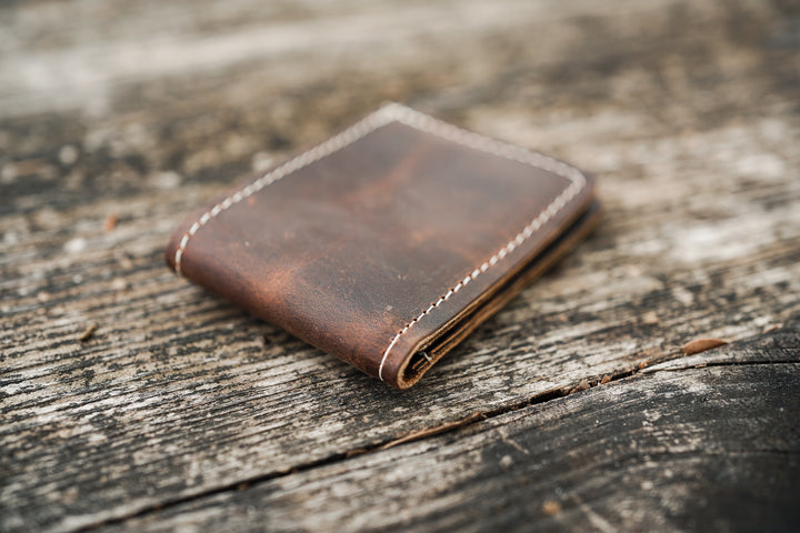 Leather Bifold Minimalist Wallet - Coffee Brown