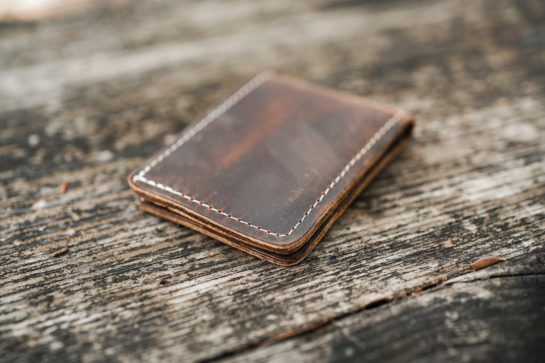 Leather Bifold Minimalist Wallet - Coffee Brown